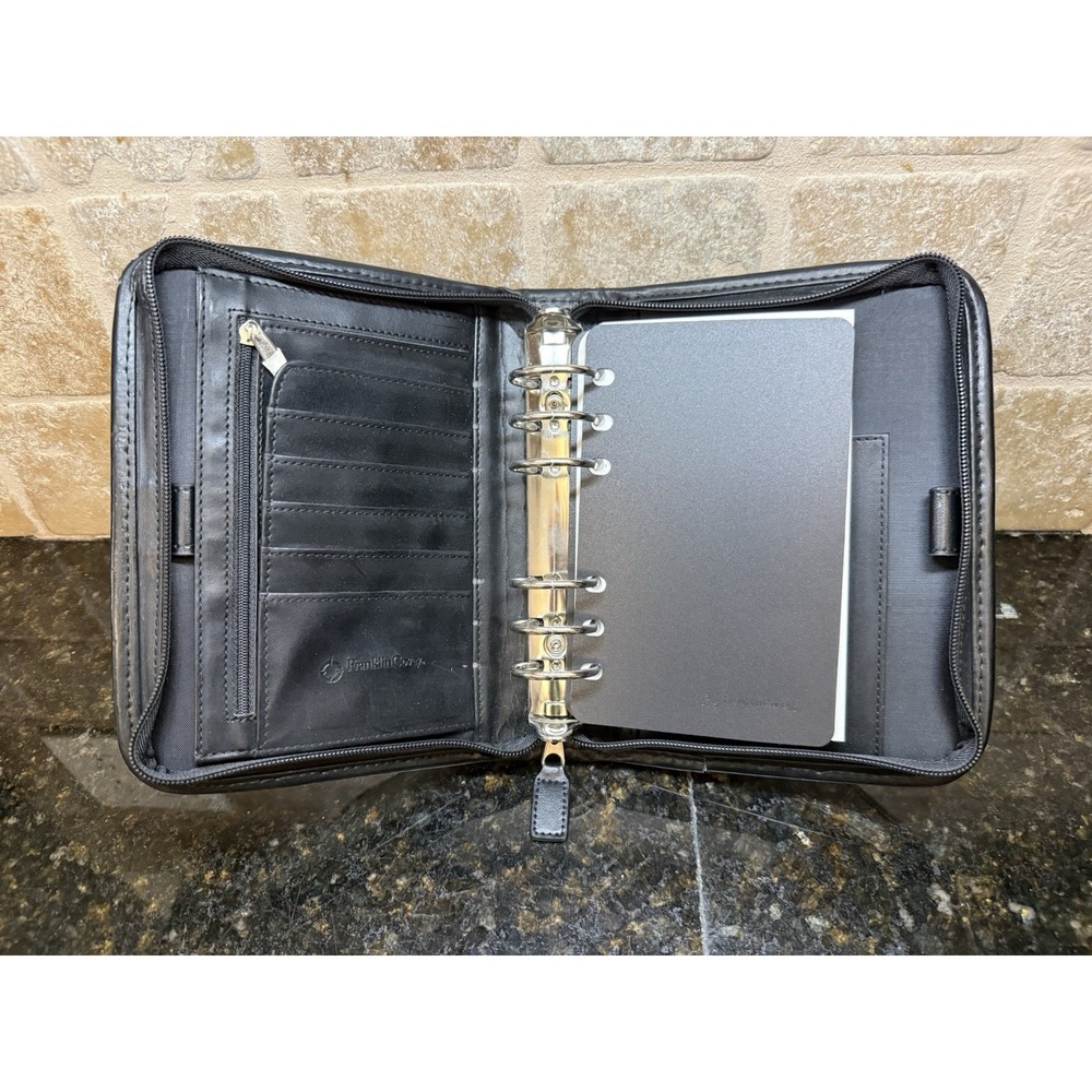 Franklin Covey Planner Small Black Faux Leather Classic Organizer Zip 6 Ring